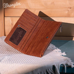 Wrangler Embroidered Boot Scroll Crossbody Purse