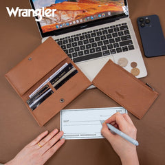 Wrangler Long Wallet with Detachable Zipper Pocket