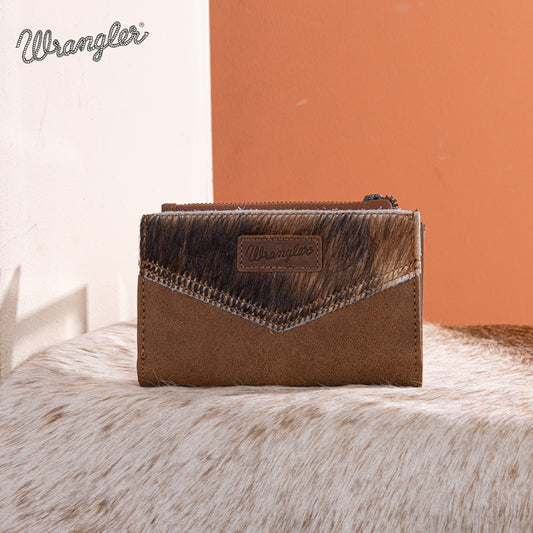 Wrangler V-Shaped Stitching  Genuine Leather Wallet